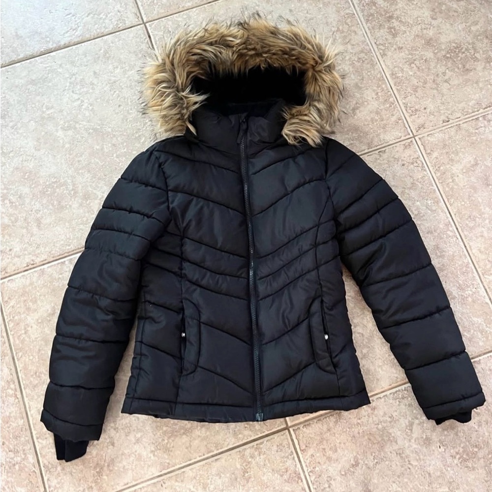 Girls Black Puffer Jacket with Faux Fur Hood